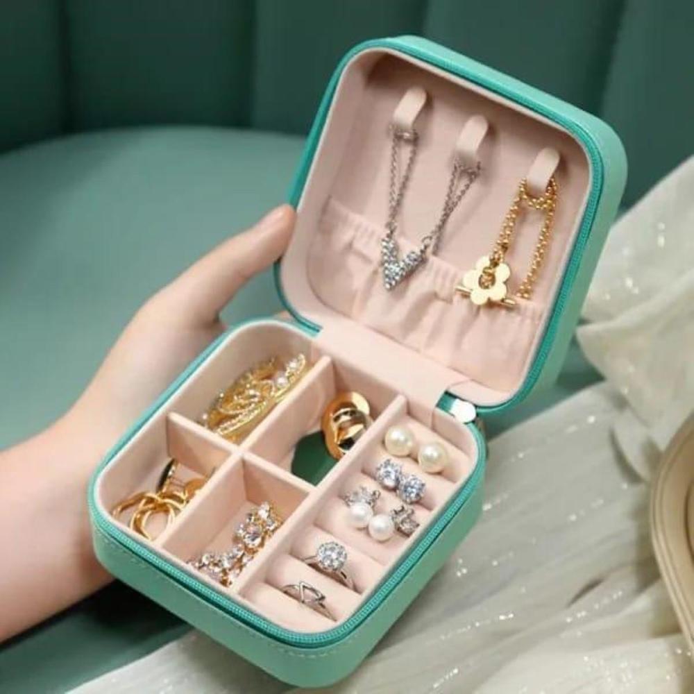Gleam Safe Jewelry Organizers