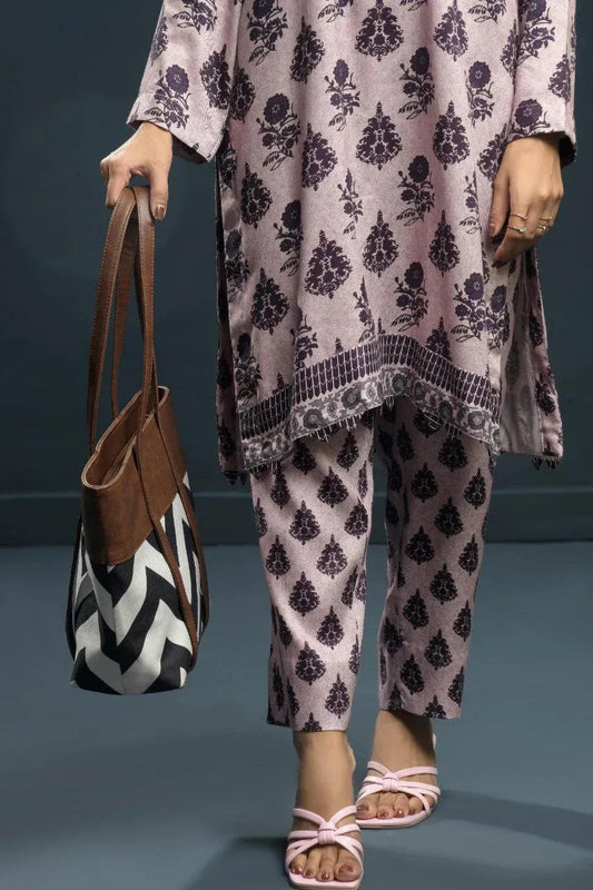 Golden Hue Textured Handbag