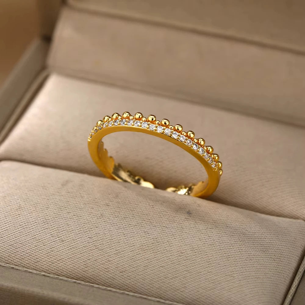 Luxe Heart Golden Hug Minimalist Adjustable Rings